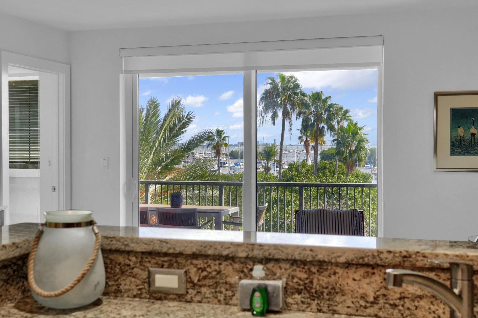 Vila Gorgeous Spacious 2Bed 2Bath Bayview In Grove Miami Exteriér fotografie