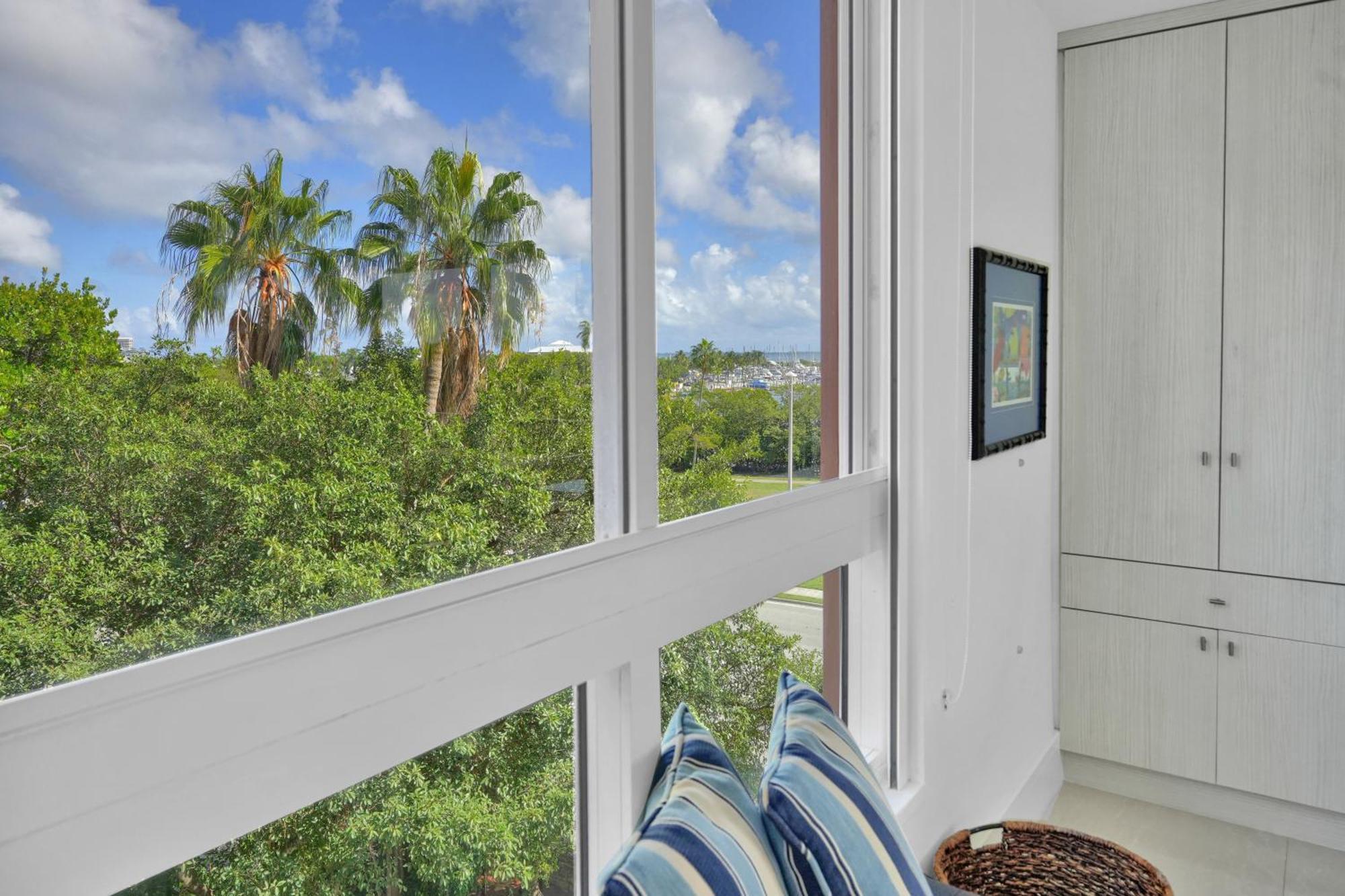 Vila Gorgeous Spacious 2Bed 2Bath Bayview In Grove Miami Exteriér fotografie